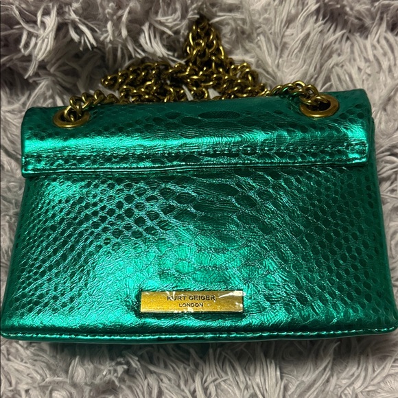 Kurt Geiger Green Metallic Bag with Gold Chain - Picture 3 of 3
